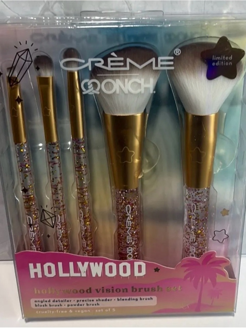 The Creme Shop and Onch Collab - 5 Piece Makeup Brush Kit